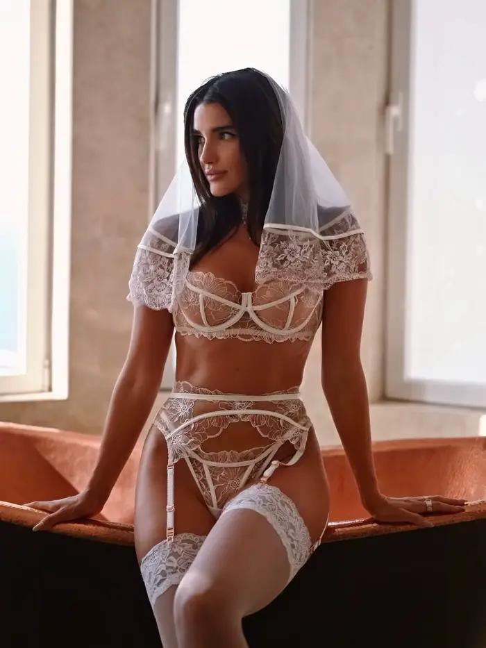 Ellolace Francúzska Lingerie pre Ženy: Vyšívaná Fantazijná Sada (Podprsenka