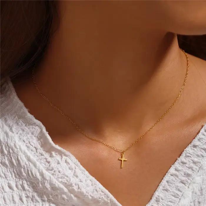 Pomoc – elegantný strieborný náhrdelník v tvare Y pre ženy