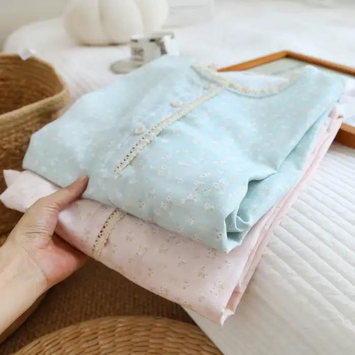 Nouvelle chemise de nuit d'été 2026 pour femme, 100 % coton, gaze double épaisseur, manches courtes, motif floral, col rond, fine et légère, pour la maison