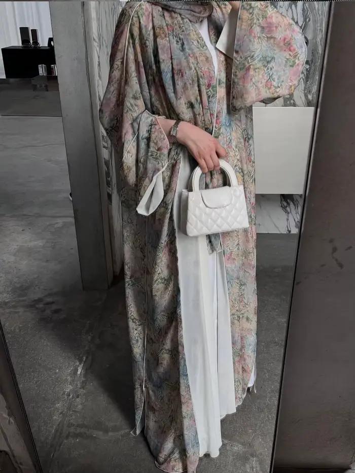 Elegantný tradičný arabský cardigan z Blízkeho východu