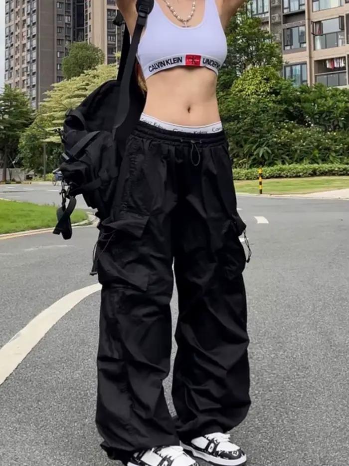 Čierne Y2K padákové nohavice pre ženy Hippie Streetwear s nadrozmernými vreckami Cargo