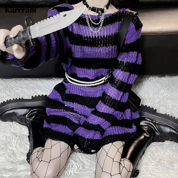 Karrram – fialovo pruhovaný gotický Lolita sveter