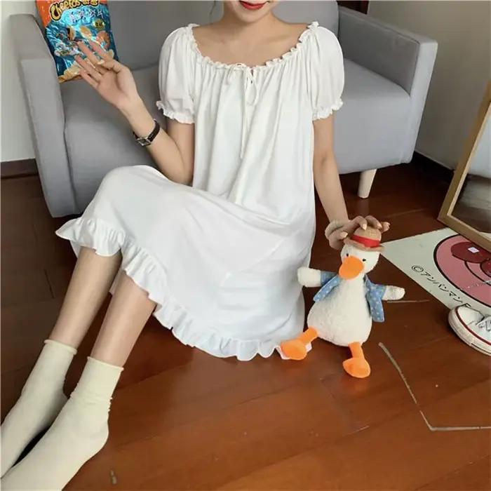 Chemise de nuit blanche vintage à manches courtes pour femmes, robe de nuit princesse Lolita, volants d'été, nœud, monochrome, doux Kawaii