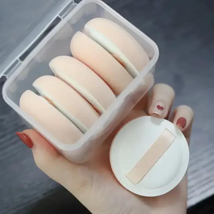 Kvapôčkové púdre na make-up pre ženy
