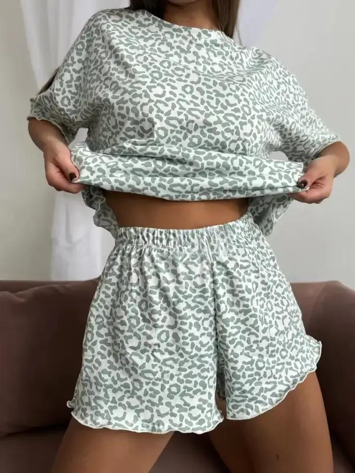 Dámsky leopardí pyžamový set