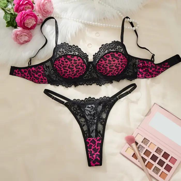 Ensemble de lingerie léopard en polyester et élasthanne pour femme, élégant et confortable pour diverses occasions