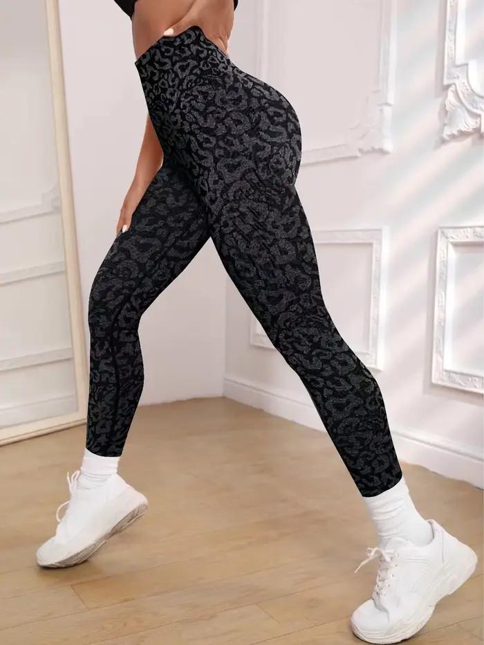 Bezšvové joggingové nohavice s leopardím vzorom a broskyňovým zadkom