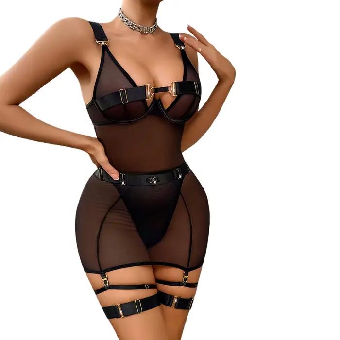 Ensemble de lingerie sexy 4 pièces en résille transparente avec soutien-gorge à armatures, mini-jupe, ceinture et jarretières, style bandage séduisant pour femme