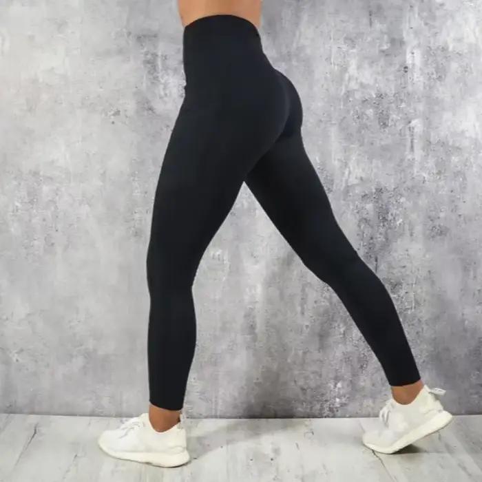 Leggings femme polyester elasthanne hautes performances pour sport et mode élégante confortable ajustement parfait occasions spéciales