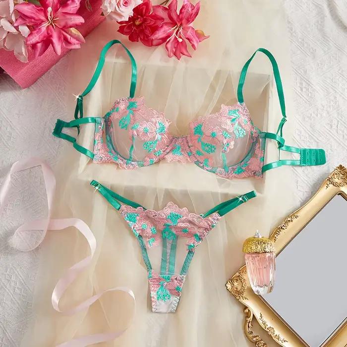 Sexy dámska bielizeň, súprava s kvetinovou výšivkou