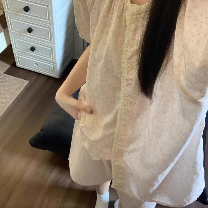 Pyjama à manches courtes à motifs floraux pour femmes : style estival, léger, grande taille, ensemble cardigan et short amples pour se détendre