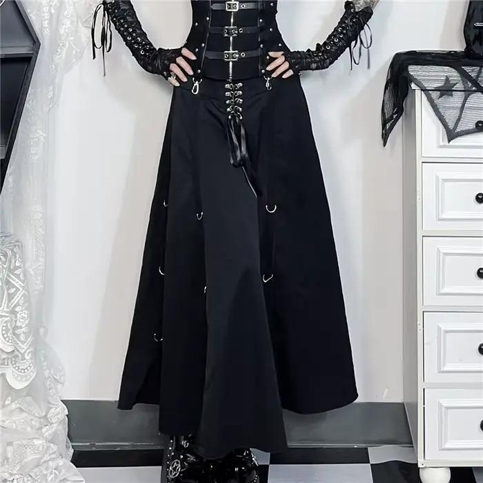 Robe gothique Harajuku Emo pour femmes style alternative grunge avec rivets et coupe a-ligne occasion spéciale