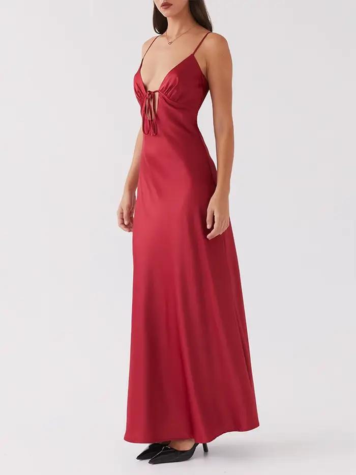 Dlhé camisole šaty s odhaleným chrbtom pre ženy