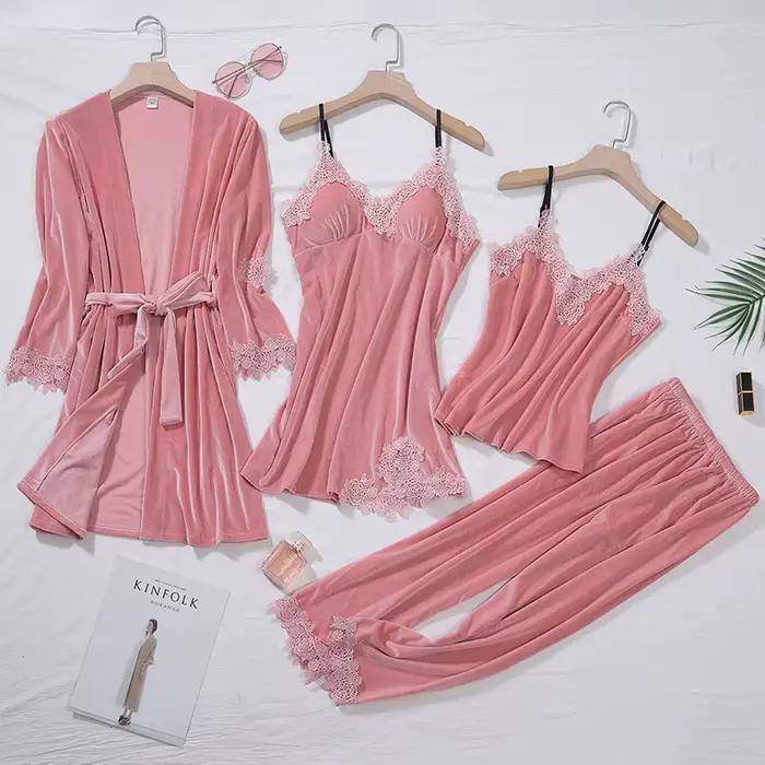 Ensemble de pyjama en polyester luxueux pour femmes avec col en V pour les nuits froides et les occasions spéciales