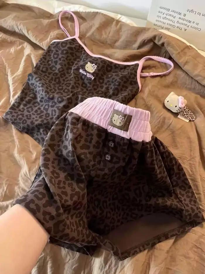 Pyjama sans manches Hello Kitty léopard design animé féminin été détente maison occasions spéciales