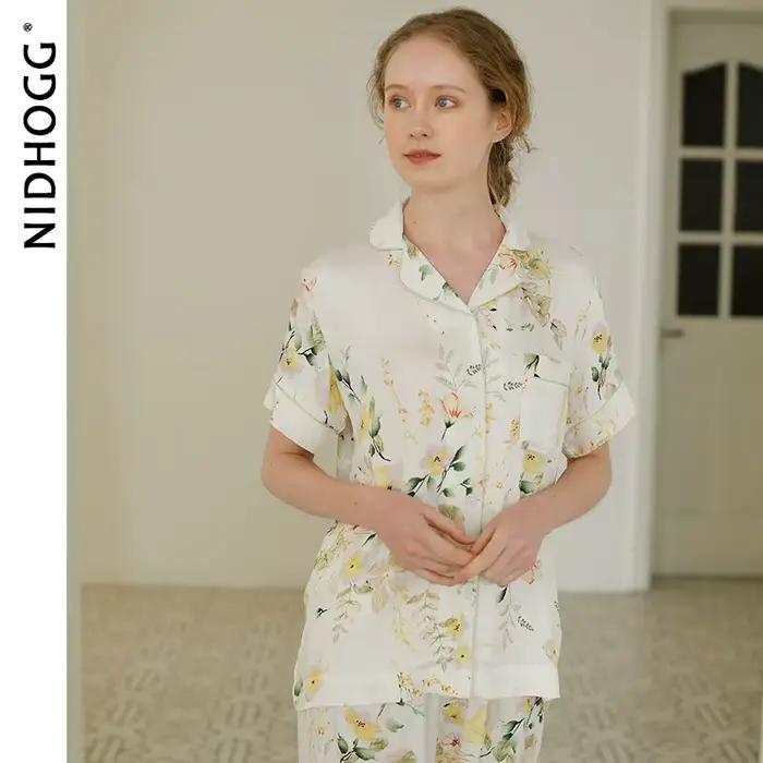 Ensemble pyjama à manches longues pour femmes élégant imprimé floral haut et pantalon boutonné à revers vêtements de détente doux et soyeux pour printemps automne