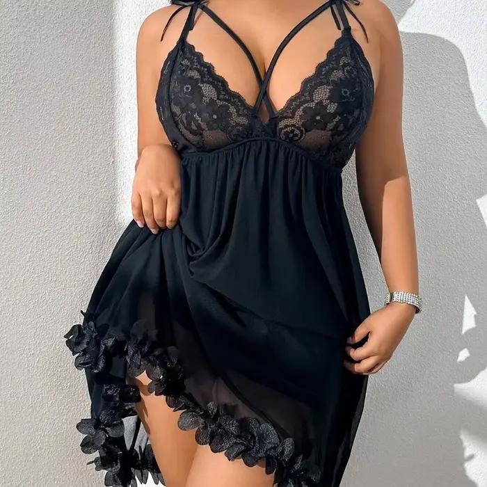 Sexi čipkovaná nočná košeľa veľkej veľkosti s výstrihom do V