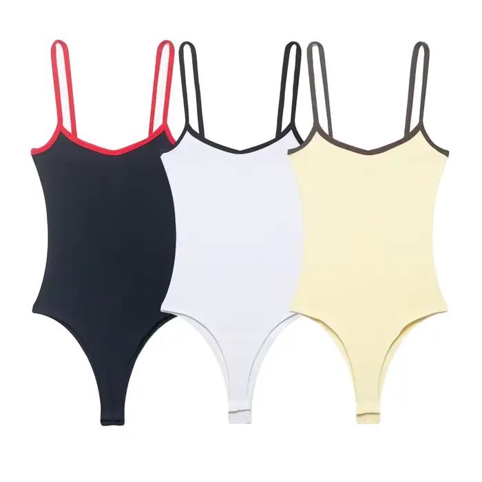 Dámska kombinéza 2026 Nová kolekcia Jar-Leto Štýlová a Trendy s Tenkými Ramienkami a Color-block Detailmi