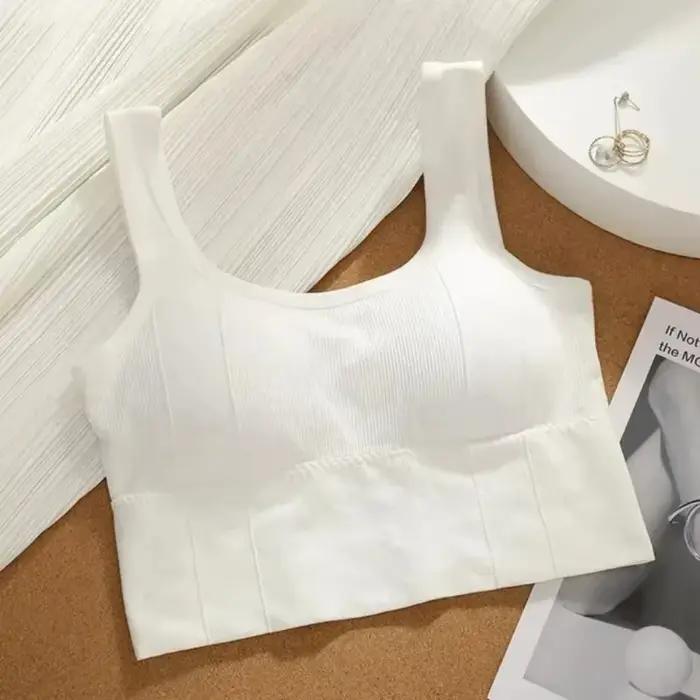 Športová podprsenka s proti-potnou funkciou pre fitness oblečenie. Bezšvová jógová