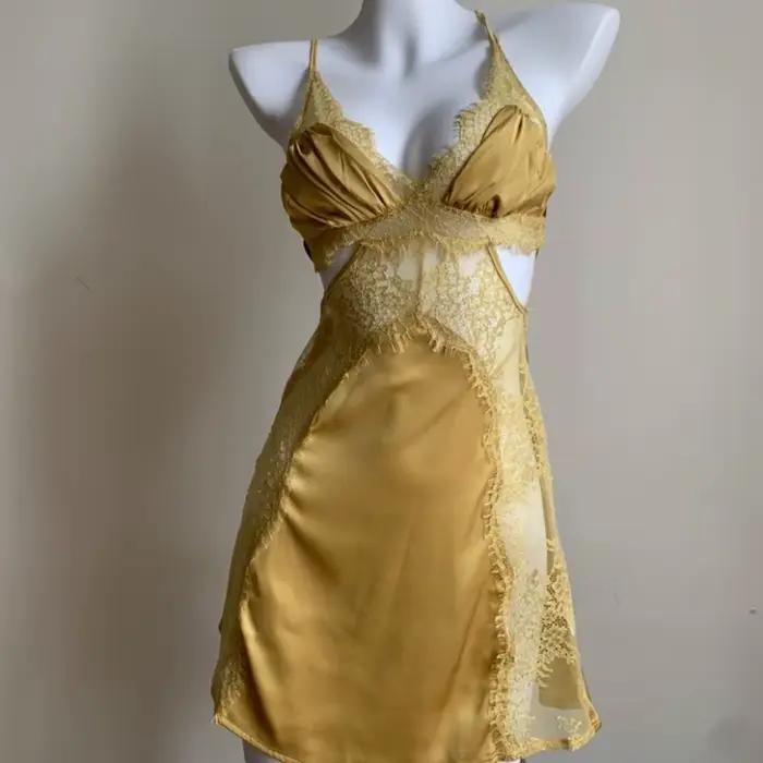 Chemises de nuit françaises élégantes pyjamas romantiques femmes robe de nuit fronde chemise de nuit dos évider Satin dentelle Mini vêtements de nuit