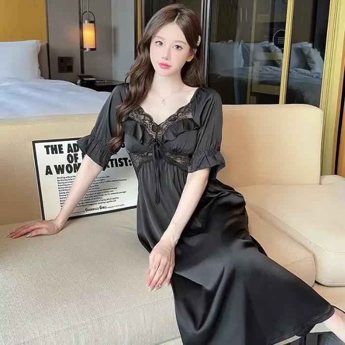 Nouvelle Robe de Nuit Sexy en Soie Glacée et Dentelle à Col en V à Manches Courtes pour Femme – Collection Été 2025 – Tenue de Nuit Mignonne et Confortable pour la Maison