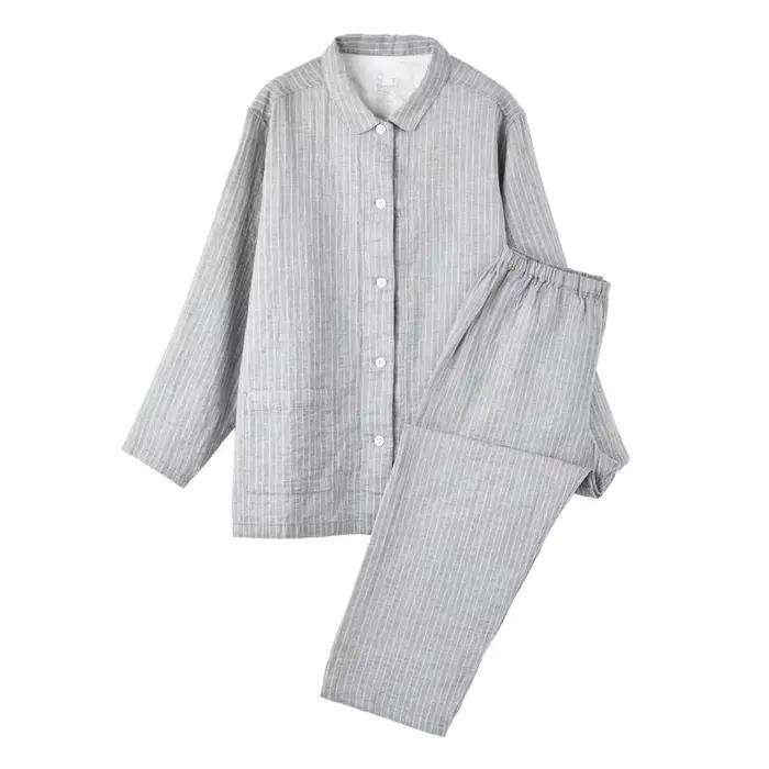 Pyjamas féminins en coton 100%, style basiques, manches longues, col rabattu, disponibles en rose, blanc, bleu et gris, pour hiver, occasions spéciales et confort nocturne