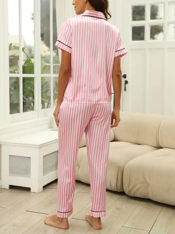 Ensemble pyjama luxueux à rayures – Haut doux, respirant, à manches courtes et pantalon à taille élastique pour un confort ultime, parfait pour