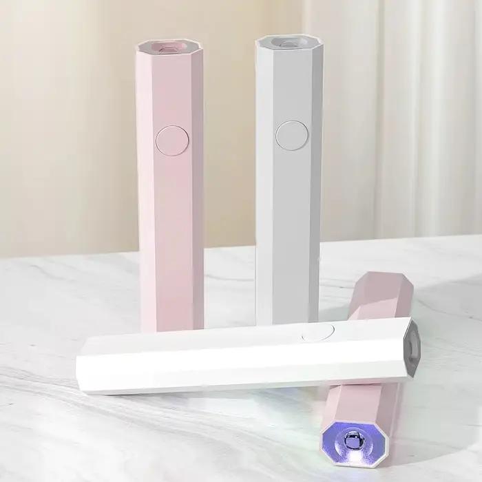 Prenosná UV LED lampa na nechty s monogramom