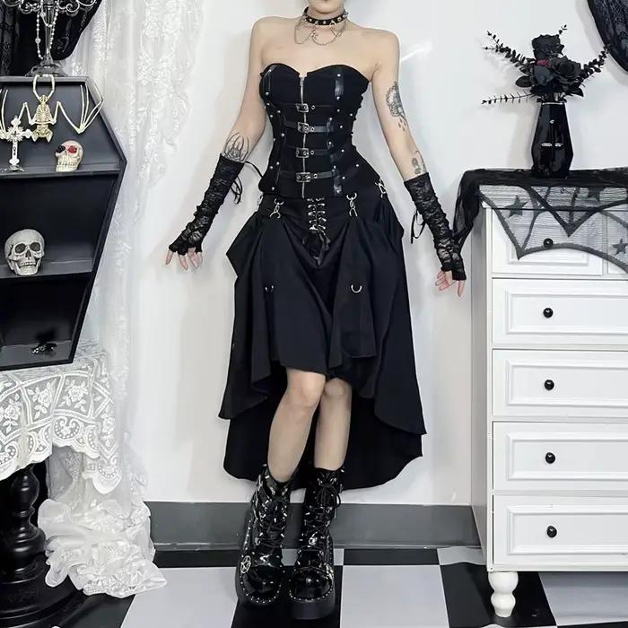 Robe gothique Harajuku Emo pour femmes style alternative grunge avec rivets et coupe a-ligne occasion spéciale