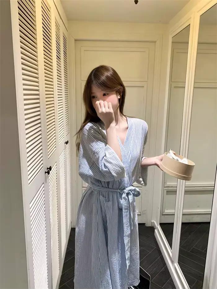Chemise de nuit rayée bleue, robe de matin décontractée ample et simple à manches longues pour femme, printemps et été, vêtements d'intérieur, chemise de nuit