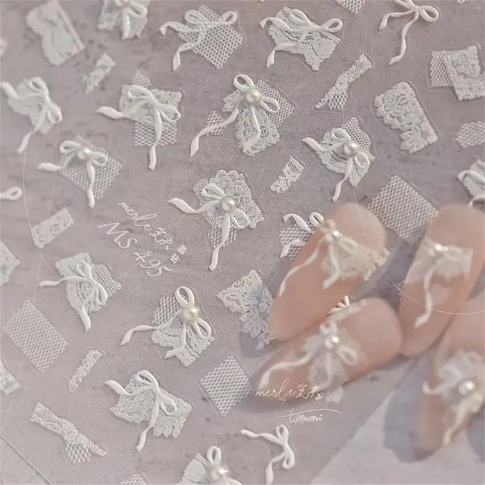 1 kus 5D japonský biely čipkovaný motýlik Nail Art nálepky perla kamienky dekorácia nechtov lepiaca nálepka