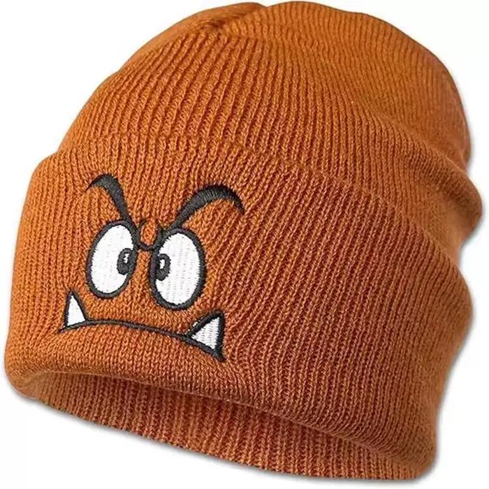Pletená čiapka s vyšívaným nahnevaným výrazom