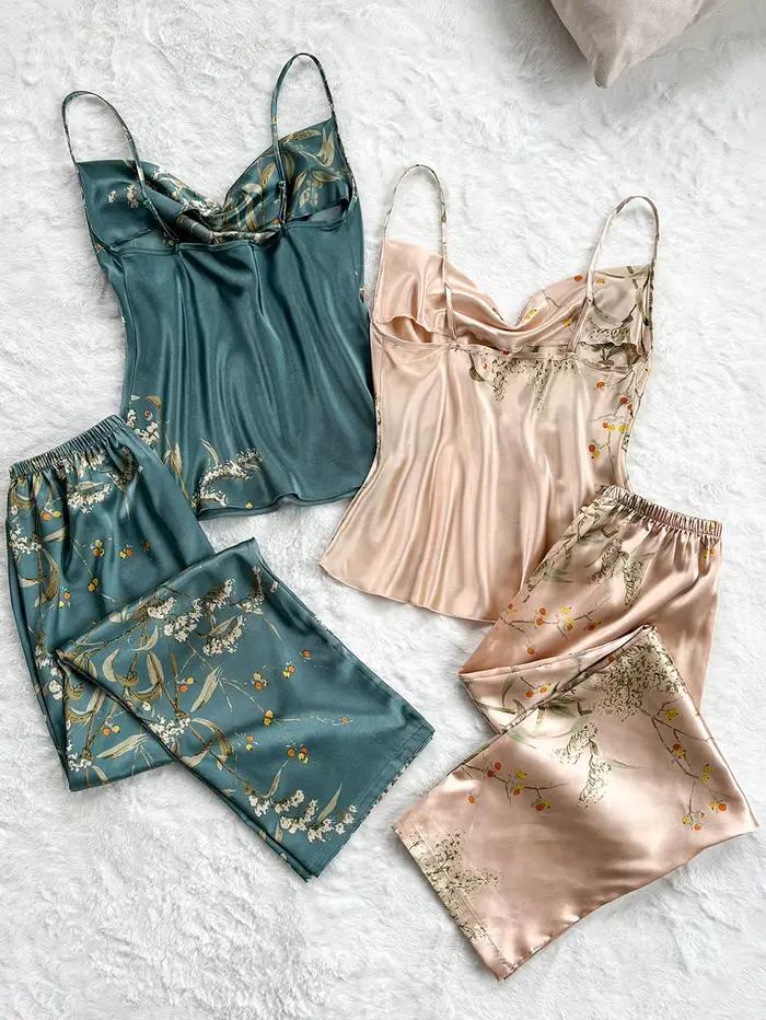 Ensemble pyjama élégant 4 pièces imprimé cerises pour femme, avec haut caraco à col bénitier et bretelles spaghetti, pantalon long, tenue décontractée et tendance