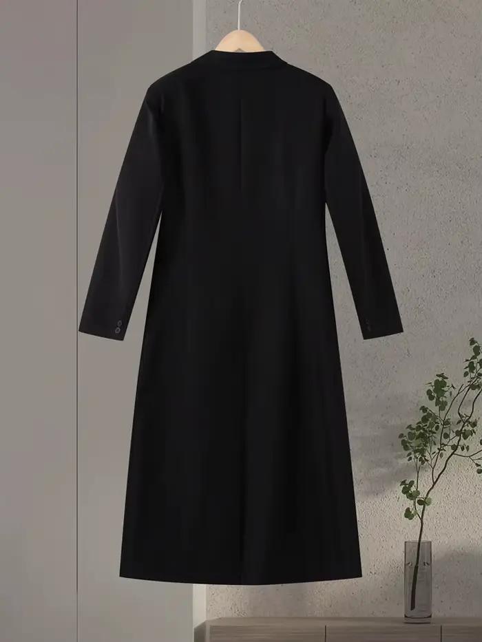 Dlhý čierny blazer pre ženy