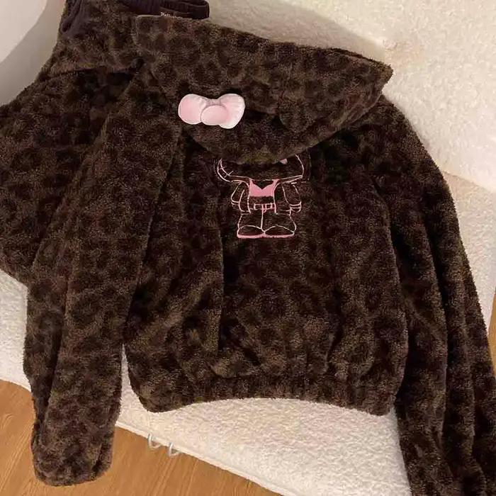 Dvojdielne pyžamo s kapucňou Hello Kitty pre ženy
