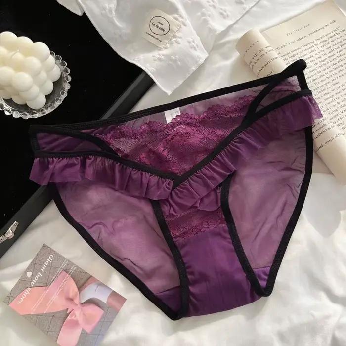 Sexy a čistá túžba dámske nohavičky s čipkovaným lemom