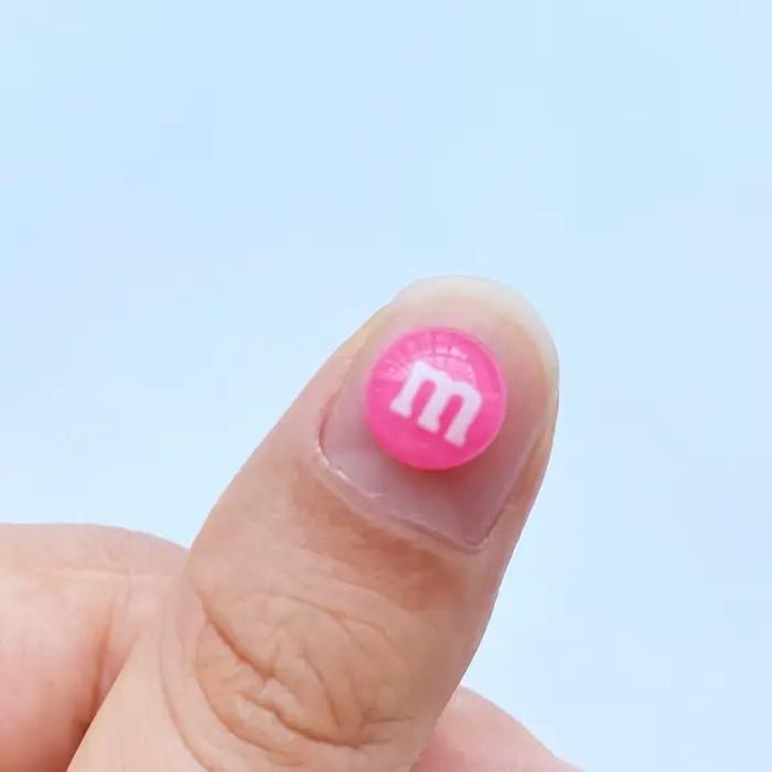 50 ks roztomilé 8 mm mix mini cukríky na nechty kamienky trblietky Nail Art šperky manikúra dekorácia