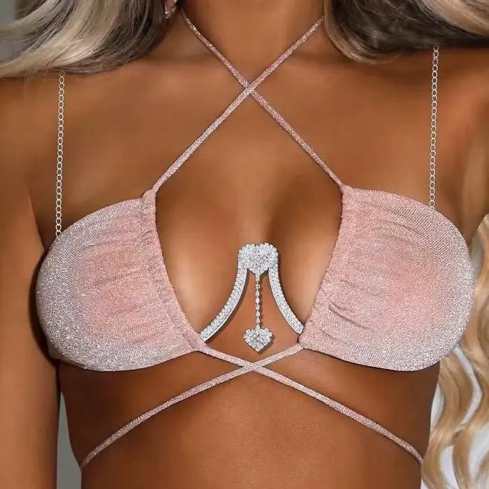 Soutien-gorge de luxe en forme de cœur, Support de poitrine, chaîne de corps, pompon floral, chaîne de poitrine, bijoux en strass, chaîne de poitrine, robe coupe basse