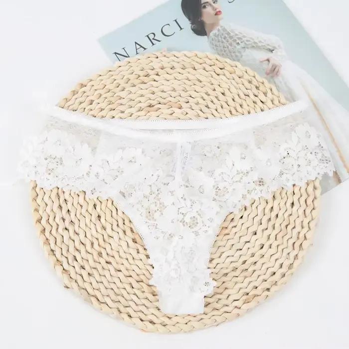 Slip noir Sexy en dentelle pour femmes, culotte ajourée en dentelle florale, taille basse, sous-vêtements respirants, Lingerie féminine