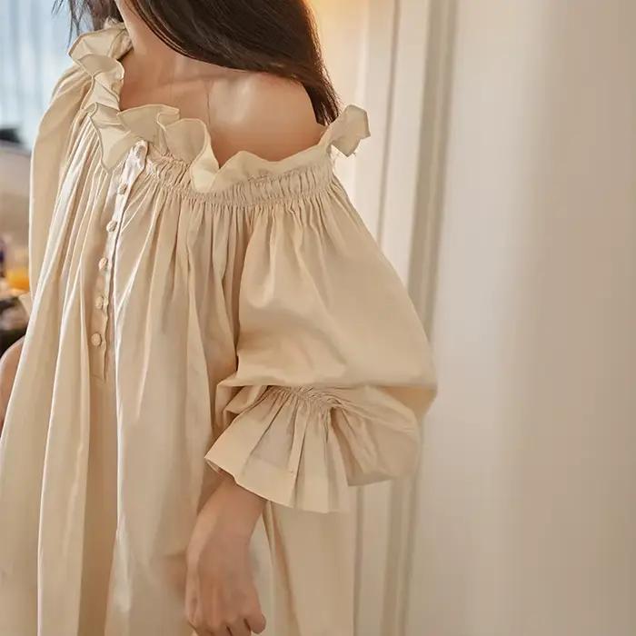 Chemise de nuit élégante en coton 100% avec dentelle pour femmes occasions spéciales nocturnes et loungewear