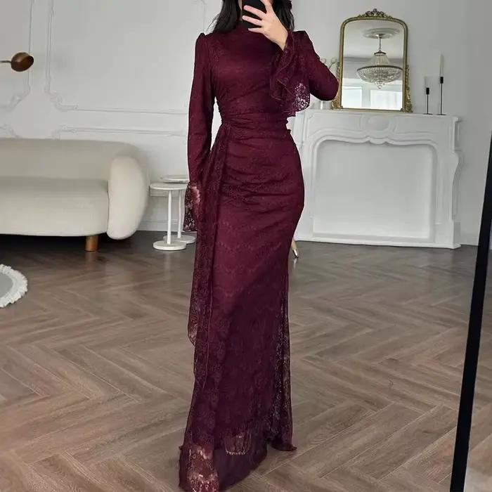 Elegantné večerné šaty z vyšívanej čipky pre ženy
