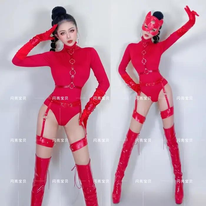 Discothèque femme chanteuse pôle danse Sexy rouge à manches longues combinaison filles Performance Costume DJ scène serré Shorts danseur tenues