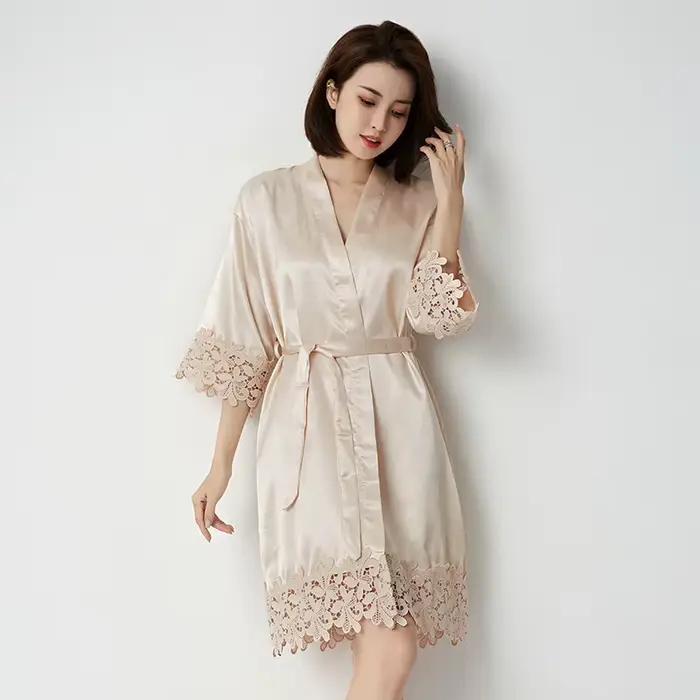Élégant dentelle équipe mariée mariage peignoir Robe de mariée mariée demoiselle d'honneur Robes de mariée femme Bachelorette poule fête