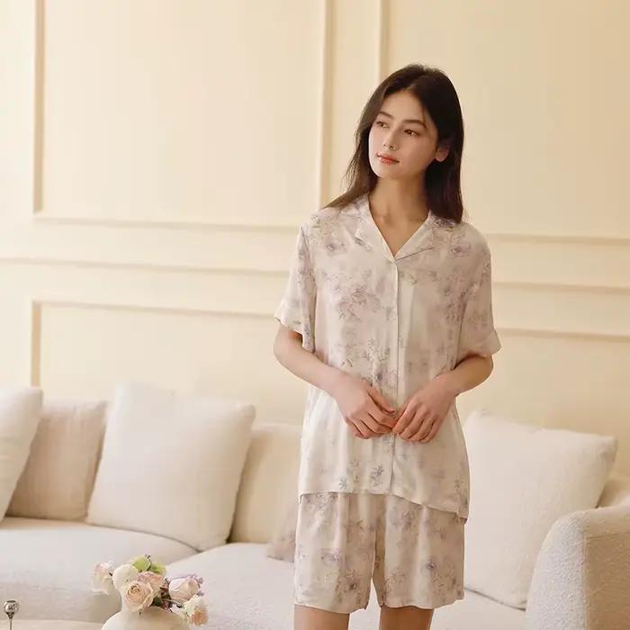 Pyjama d'été en Satin pour femmes, imprimé Rose violette, romantique, Short à manches courtes, confortable, revers, ensemble de vêtements de détente décontractés, 2025