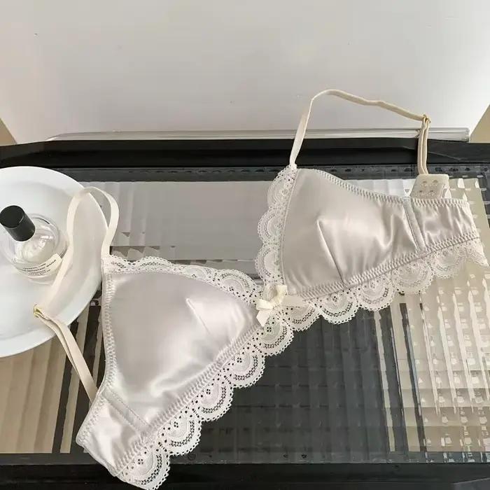 Soutien-gorge en dentelle à nœud triangle de style coréen pour femmes, petite poitrine, sous-vêtements en satin, doux, respirant, confortable, doux, fille, lingerie