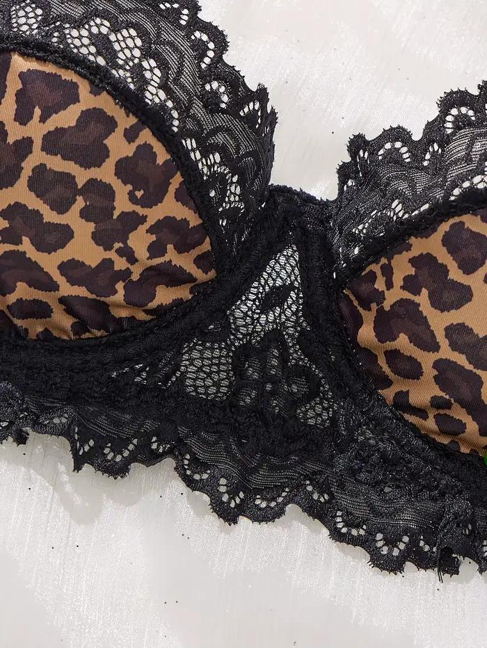 Sexy čierny lingerie set s leopardími a kvetinovými vzormi. Čipkovaný dizajn spája šarm a zmyselnosť ZA825182