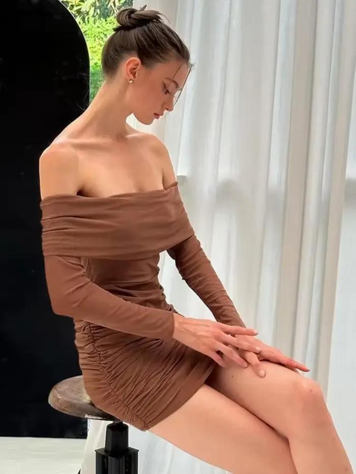 Robe de nuit sans bretelles pour femmes, tenues de club chaudes, manches longues, froncée éducative, vêtements élégants pour dames