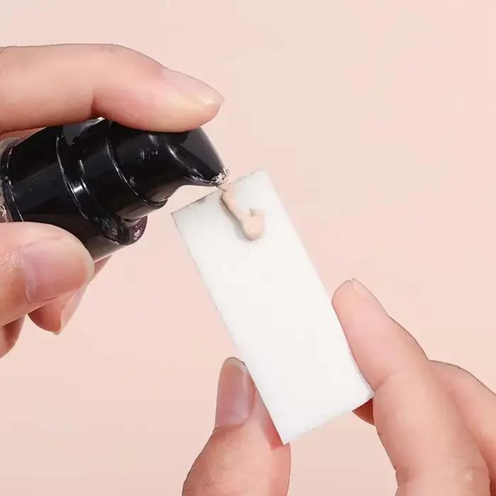 Trojuholníková špongia na make-up na suché aj mokré použitie