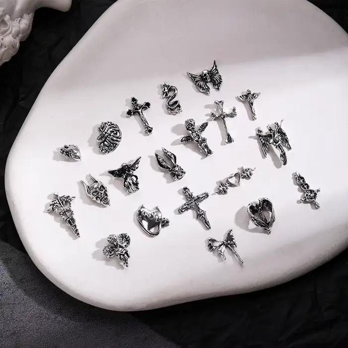 Halloweenská zmes štýlov pre nail art