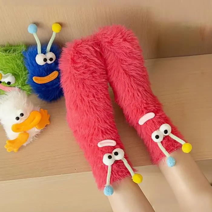 Femmes automne hiver chaussettes mignon mi-tube moelleux sol sommeil drôle velouté chaud épais heureux laid chaussettes filles cadeau dame en gros